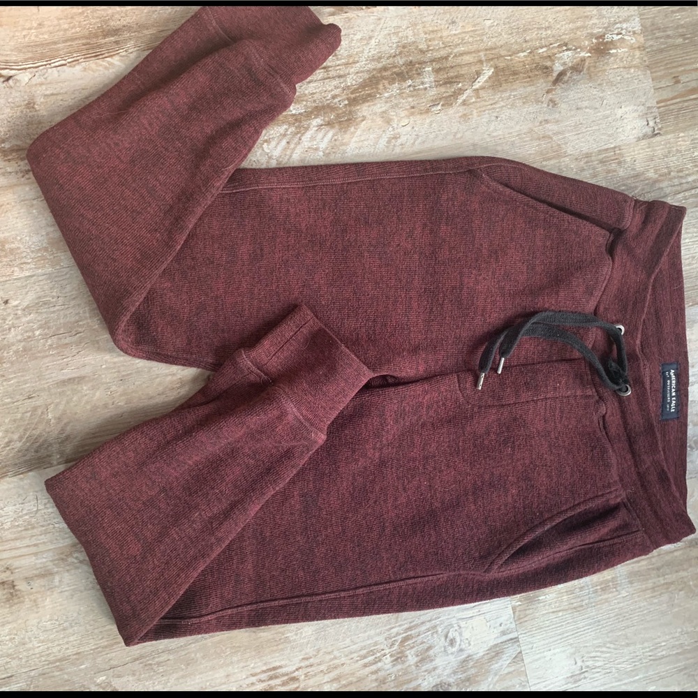 American eagle joggers